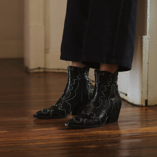 BROOKLYN BLACK